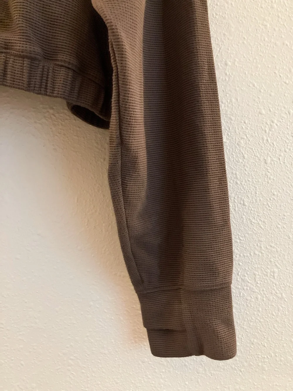 All-In-Motion On-The-Go Full-Zip Longsleeve Crop Hooded Sweatshirt Coffee Brown